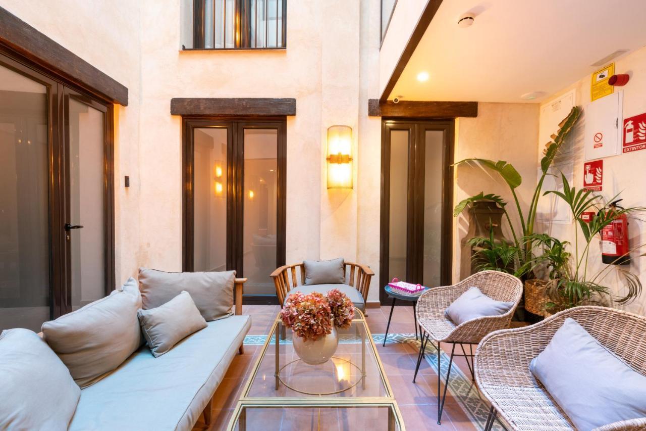Suites San Pablo Севилья Экстерьер фото