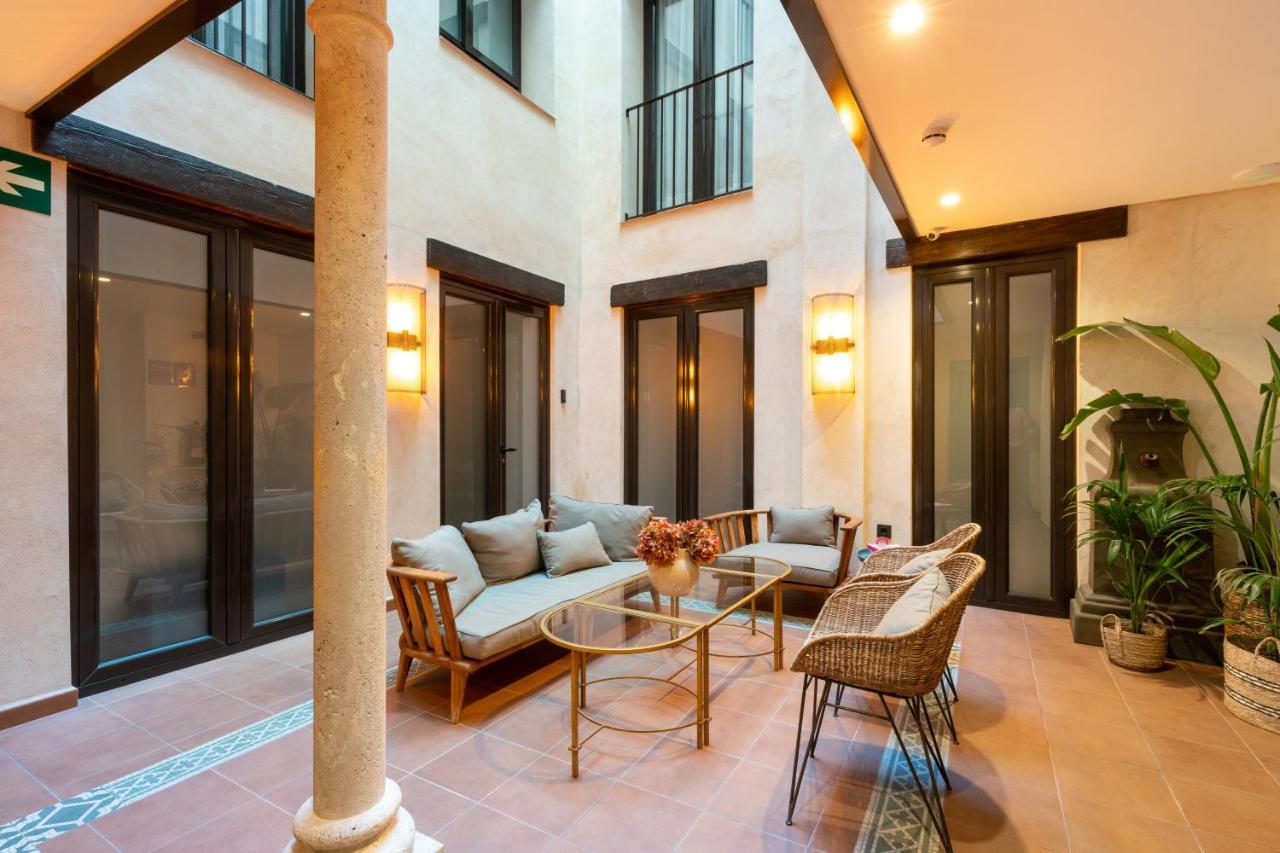 Suites San Pablo Севилья Экстерьер фото